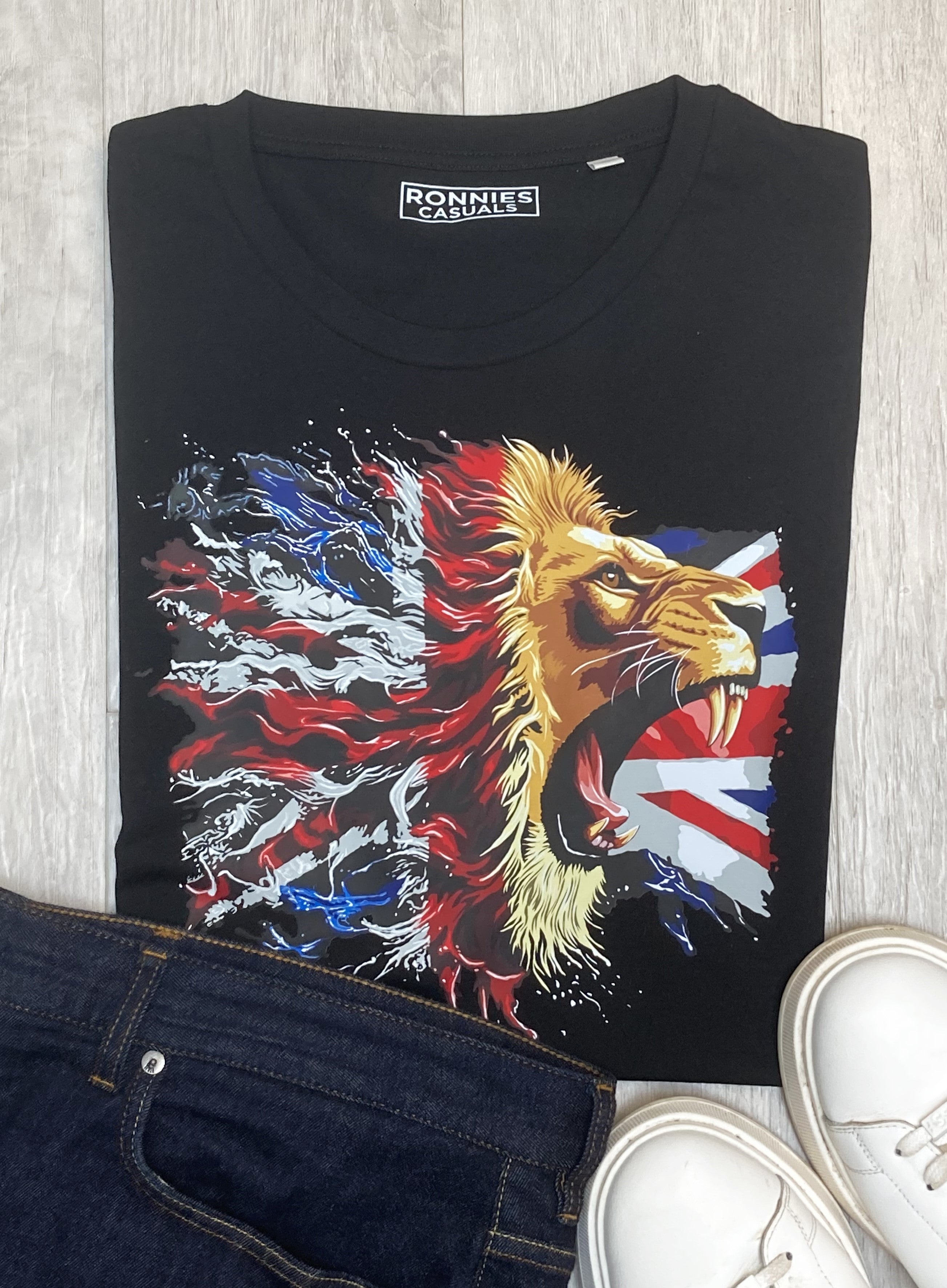 Ronnies Casuals Lions Heart design, showcasing the iconic Great British flag alongside a fierce, roaring lion’s face. 